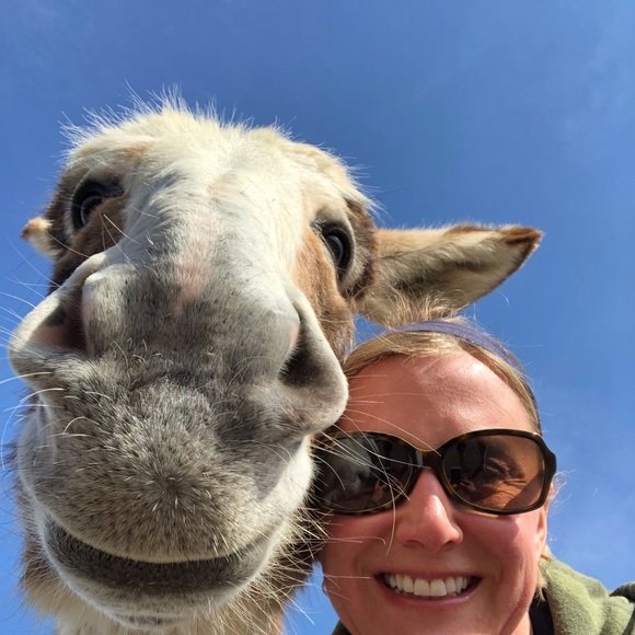 Meet your Posher, Jerri - Picture 3 of 3